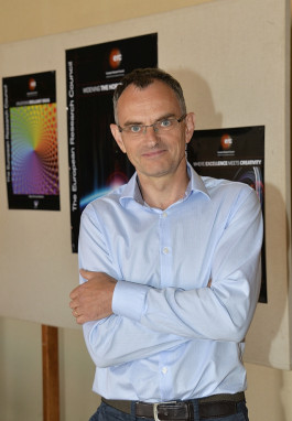 Science Café with Tomáš Jungwirth