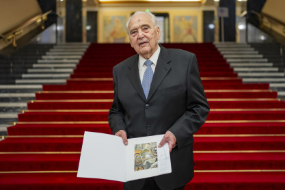 František Kaštánek oceněn za celoživotní přínos české chemii