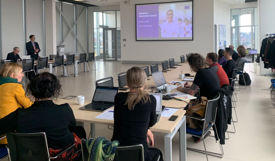 Prezentace ze semináře EIC Pathfinder a EIC Accelerator